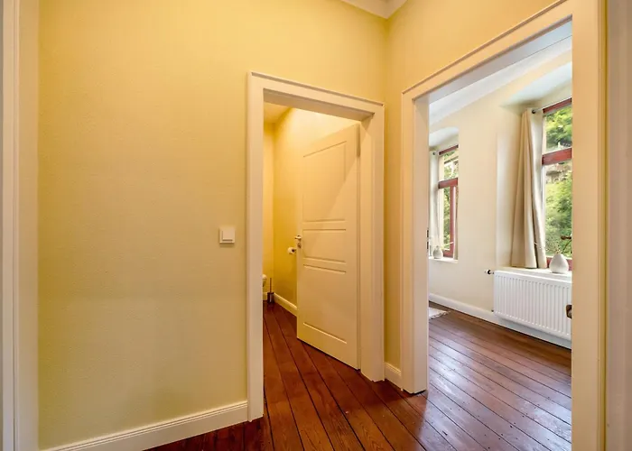 Alte Stadtvilla Am Weinberg 3 * トラーベン・トラールバッハ